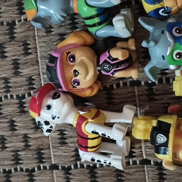 Paw Patrol Toys 27 Piece Set - Picture 10 of 16